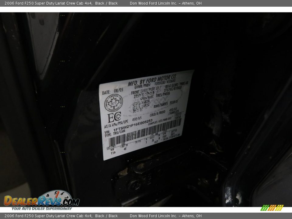 2006 Ford F250 Super Duty Lariat Crew Cab 4x4 Black / Black Photo #31