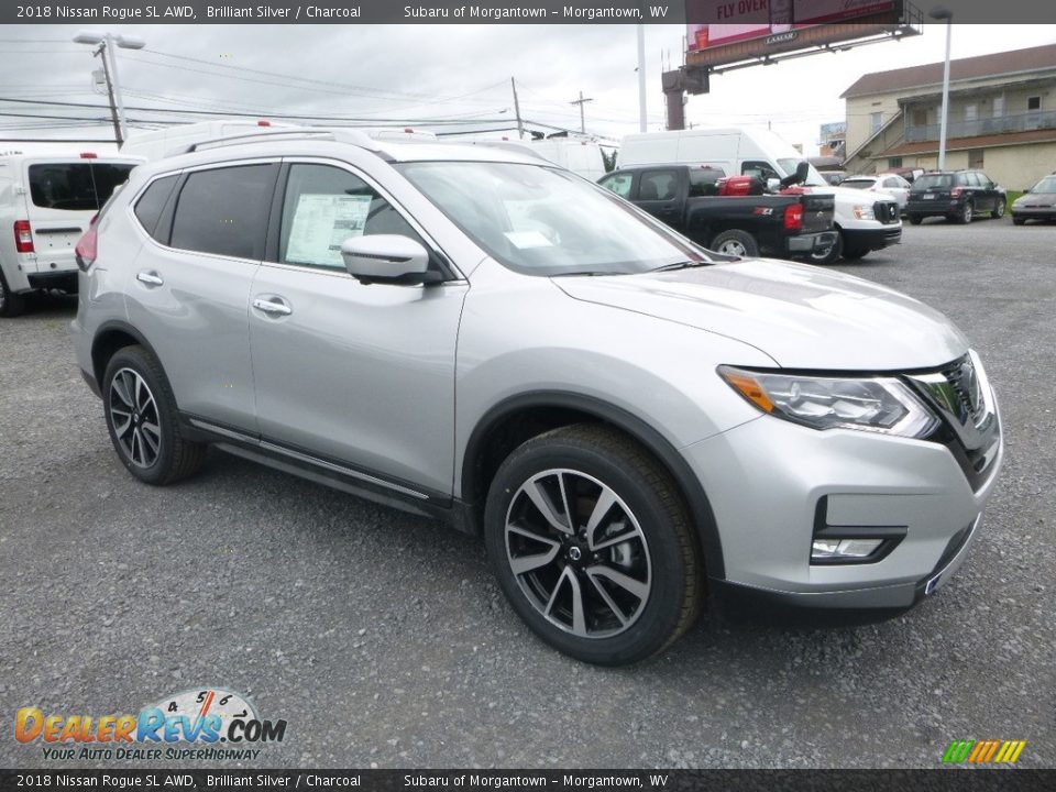 Front 3/4 View of 2018 Nissan Rogue SL AWD Photo #1