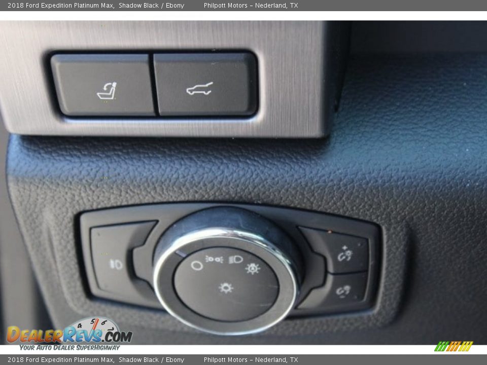 Controls of 2018 Ford Expedition Platinum Max Photo #22