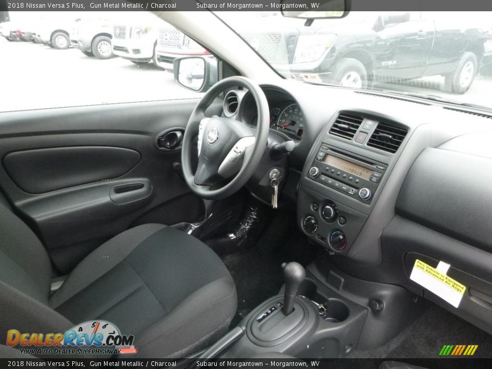 2018 Nissan Versa S Plus Gun Metal Metallic / Charcoal Photo #4