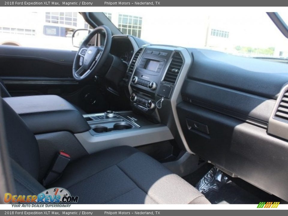 2018 Ford Expedition XLT Max Magnetic / Ebony Photo #33