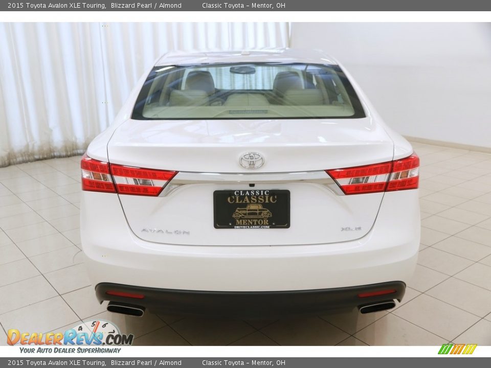 2015 Toyota Avalon XLE Touring Blizzard Pearl / Almond Photo #19