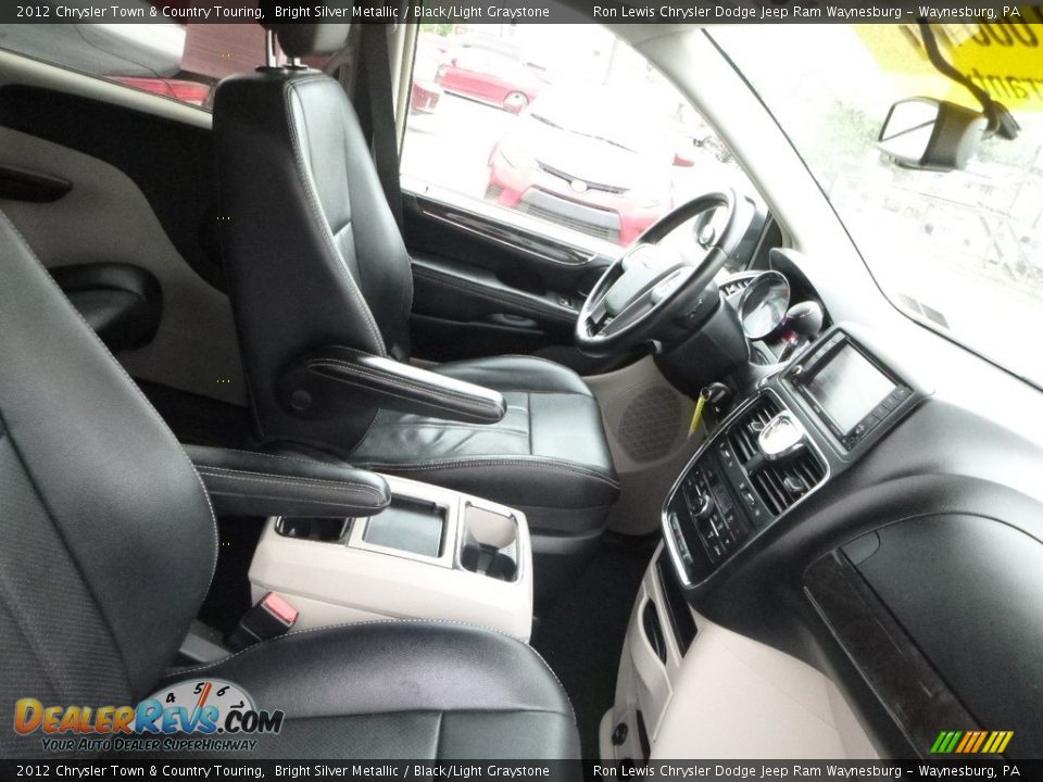 2012 Chrysler Town & Country Touring Bright Silver Metallic / Black/Light Graystone Photo #11