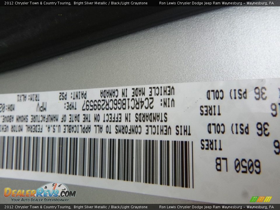 2012 Chrysler Town & Country Touring Bright Silver Metallic / Black/Light Graystone Photo #16