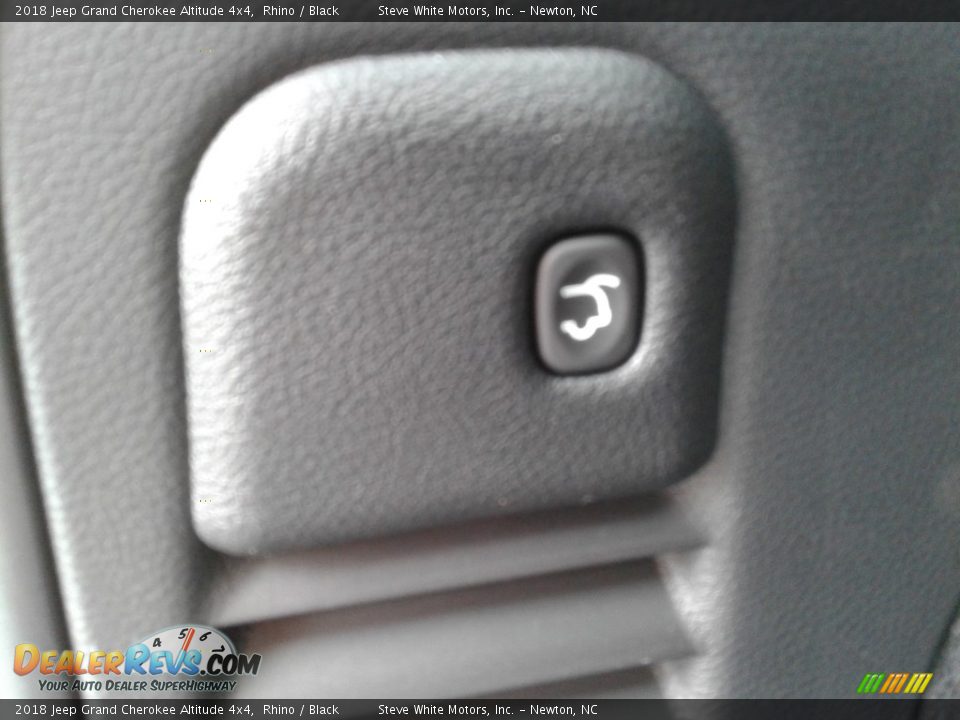 2018 Jeep Grand Cherokee Altitude 4x4 Rhino / Black Photo #13