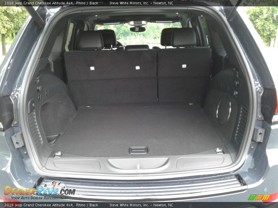 2018 Jeep Grand Cherokee Altitude 4x4 Rhino / Black Photo #14