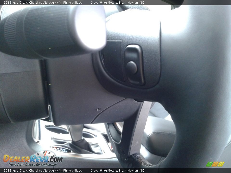 2018 Jeep Grand Cherokee Altitude 4x4 Rhino / Black Photo #18