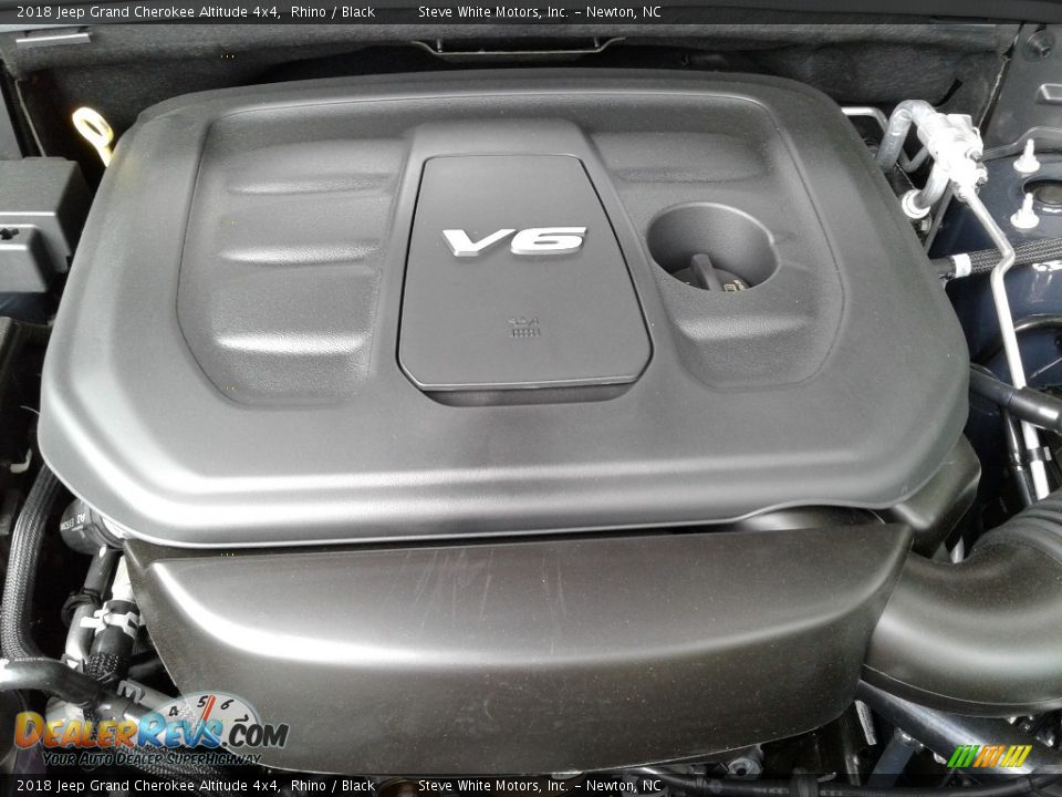 2018 Jeep Grand Cherokee Altitude 4x4 Rhino / Black Photo #33