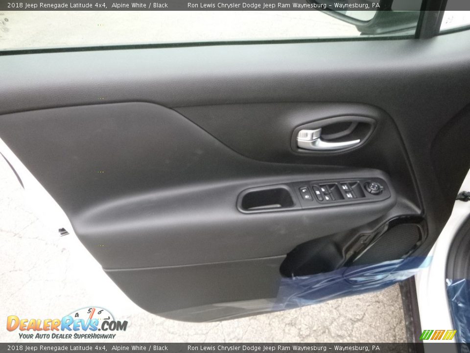 2018 Jeep Renegade Latitude 4x4 Alpine White / Black Photo #13