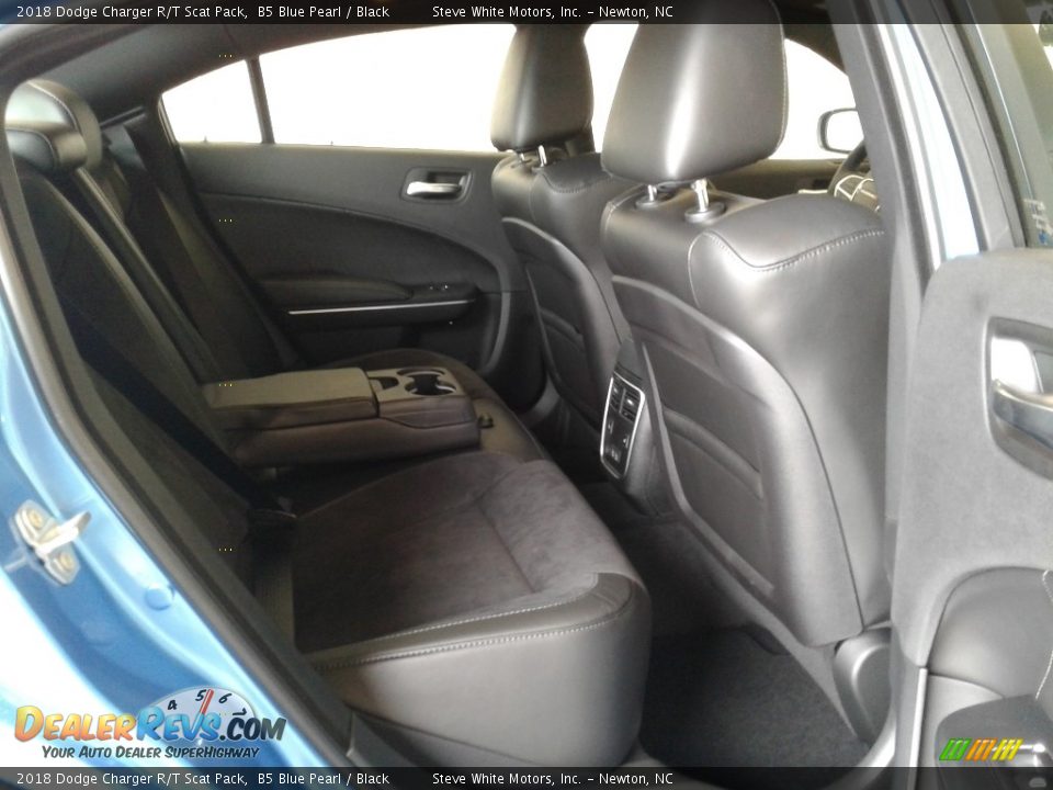 2018 Dodge Charger R/T Scat Pack B5 Blue Pearl / Black Photo #14
