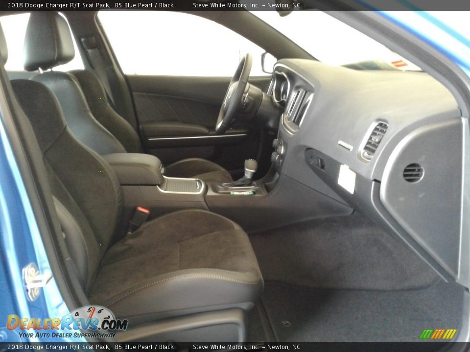 2018 Dodge Charger R/T Scat Pack B5 Blue Pearl / Black Photo #15