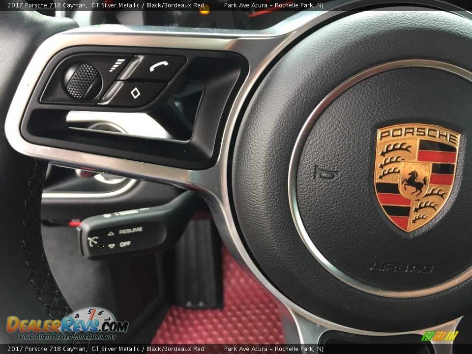 2017 Porsche 718 Cayman  Steering Wheel Photo #21