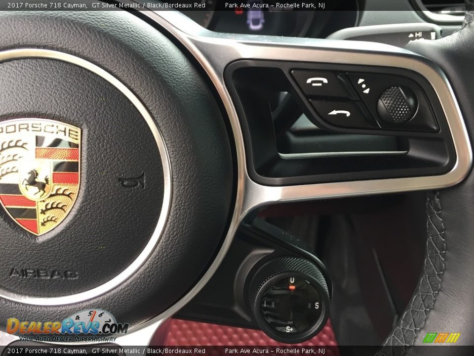 2017 Porsche 718 Cayman  Steering Wheel Photo #22