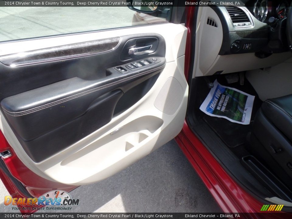 2014 Chrysler Town & Country Touring Deep Cherry Red Crystal Pearl / Black/Light Graystone Photo #10