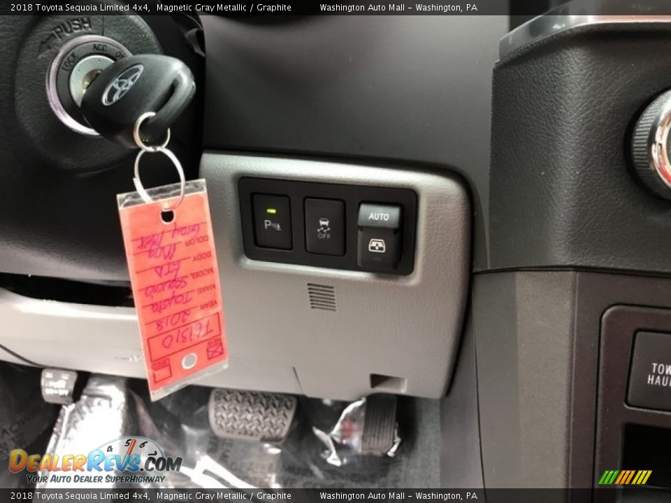 2018 Toyota Sequoia Limited 4x4 Magnetic Gray Metallic / Graphite Photo #16