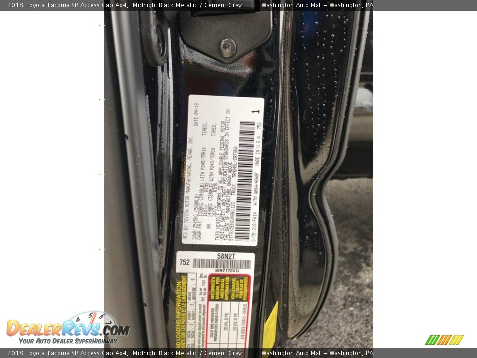 2018 Toyota Tacoma SR Access Cab 4x4 Midnight Black Metallic / Cement Gray Photo #18