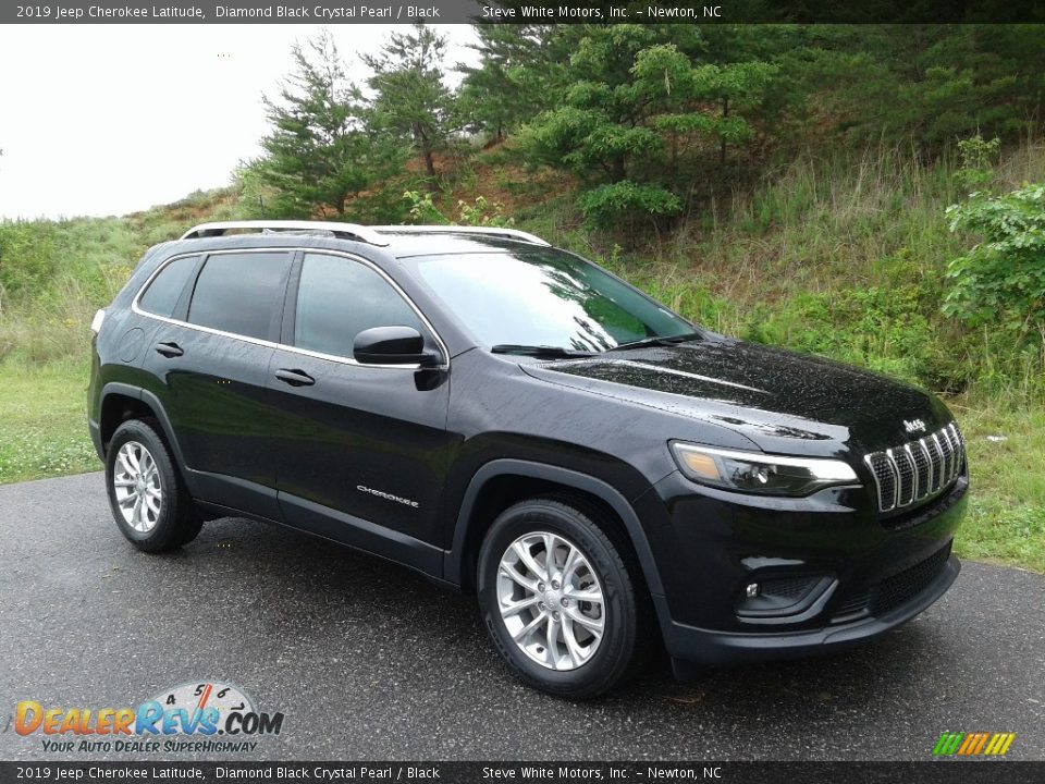 2019 Jeep Cherokee Latitude Diamond Black Crystal Pearl / Black Photo #4