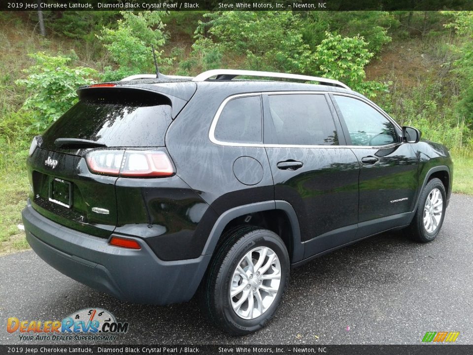 2019 Jeep Cherokee Latitude Diamond Black Crystal Pearl / Black Photo #8