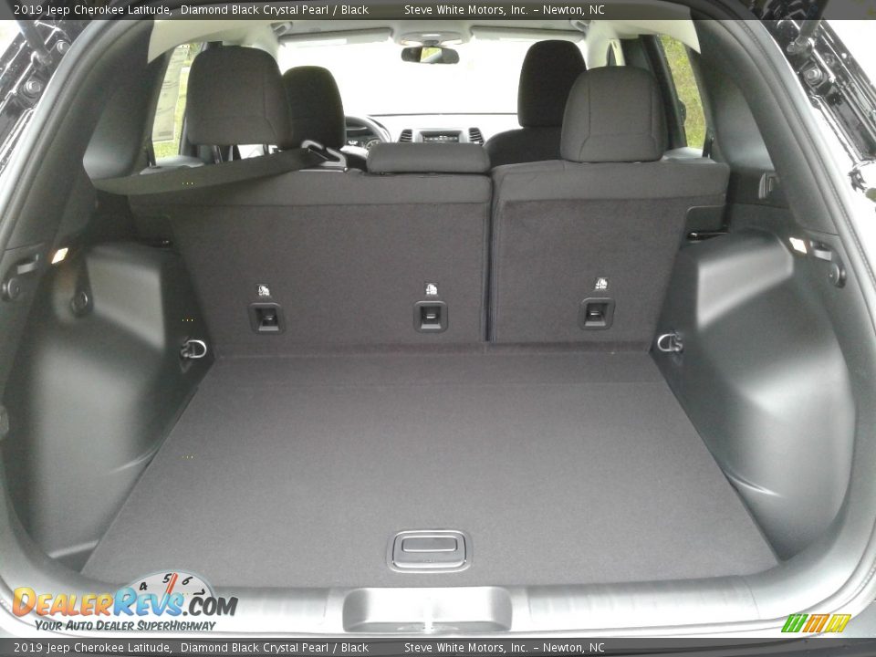 2019 Jeep Cherokee Latitude Diamond Black Crystal Pearl / Black Photo #12