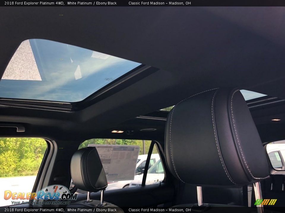 2018 Ford Explorer Platinum 4WD White Platinum / Ebony Black Photo #4