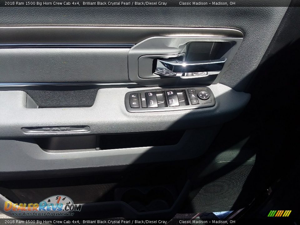 2018 Ram 1500 Big Horn Crew Cab 4x4 Brilliant Black Crystal Pearl / Black/Diesel Gray Photo #4