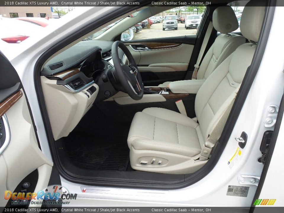 Shale/Jet Black Accents Interior - 2018 Cadillac XTS Luxury AWD Photo #3