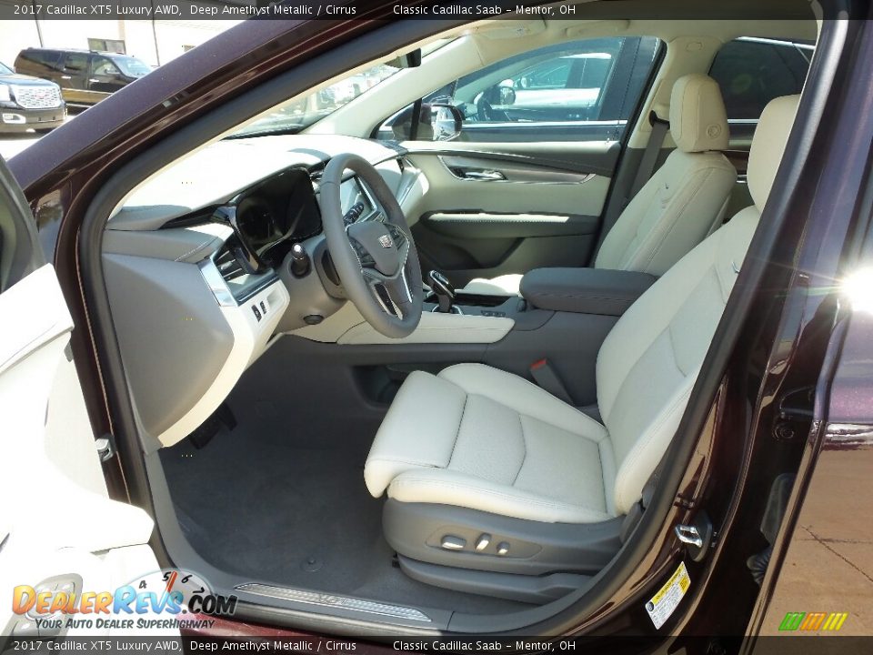 2017 Cadillac XT5 Luxury AWD Deep Amethyst Metallic / Cirrus Photo #3