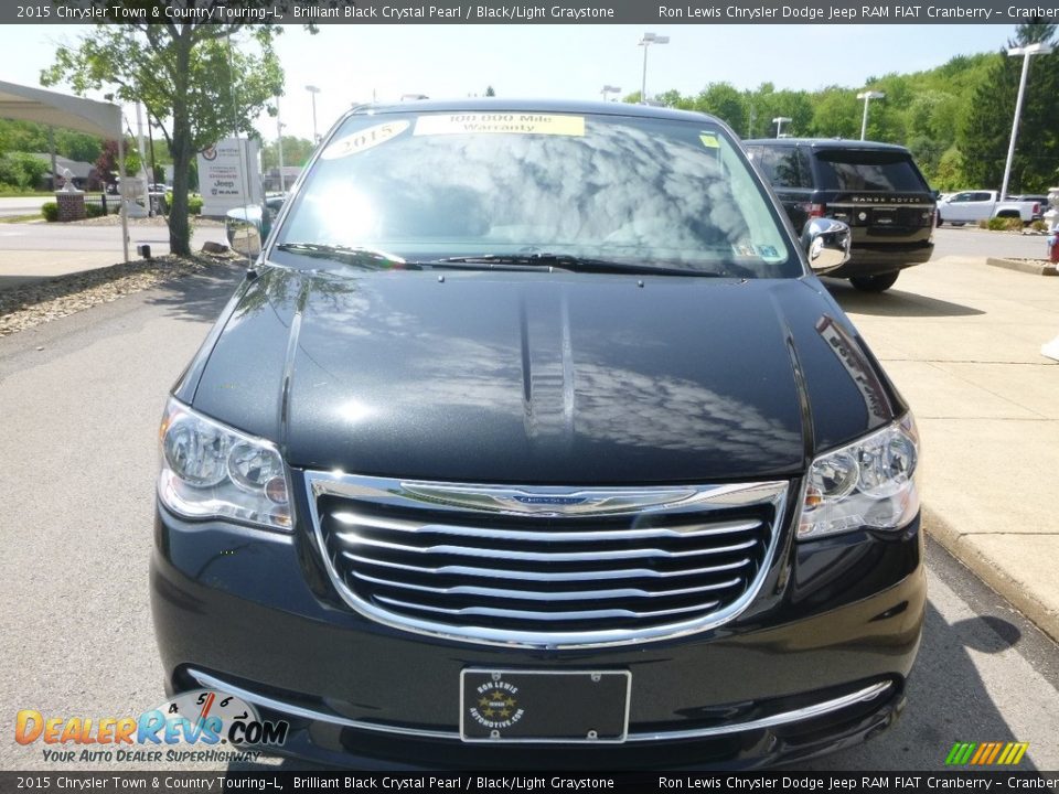 2015 Chrysler Town & Country Touring-L Brilliant Black Crystal Pearl / Black/Light Graystone Photo #4