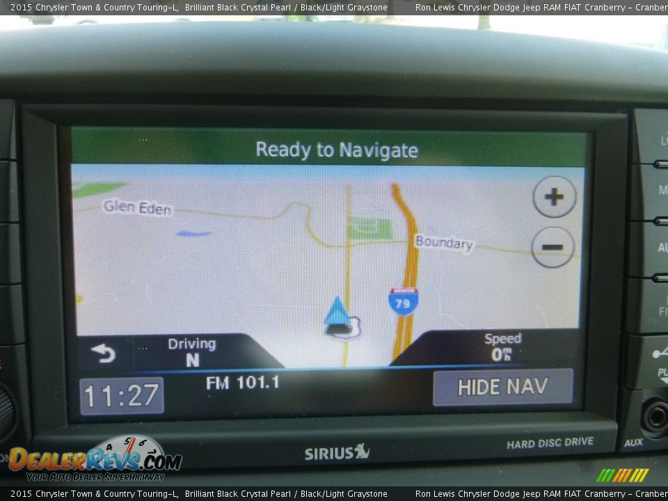 2015 Chrysler Town & Country Touring-L Brilliant Black Crystal Pearl / Black/Light Graystone Photo #18