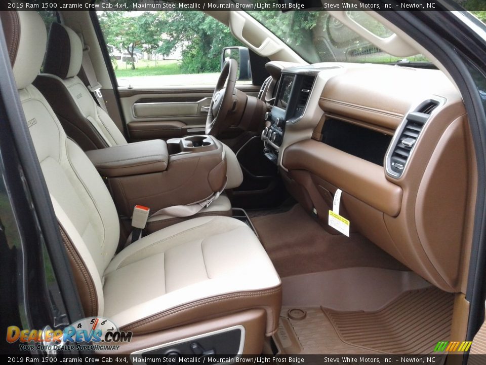 2019 Ram 1500 Laramie Crew Cab 4x4 Maximum Steel Metallic / Mountain Brown/Light Frost Beige Photo #17