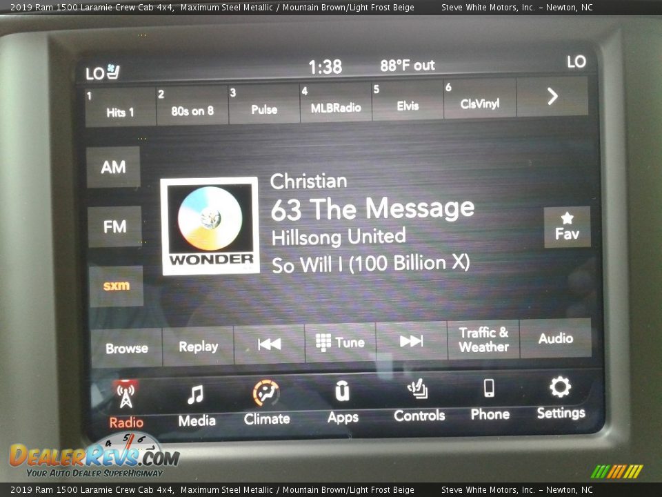 2019 Ram 1500 Laramie Crew Cab 4x4 Maximum Steel Metallic / Mountain Brown/Light Frost Beige Photo #24