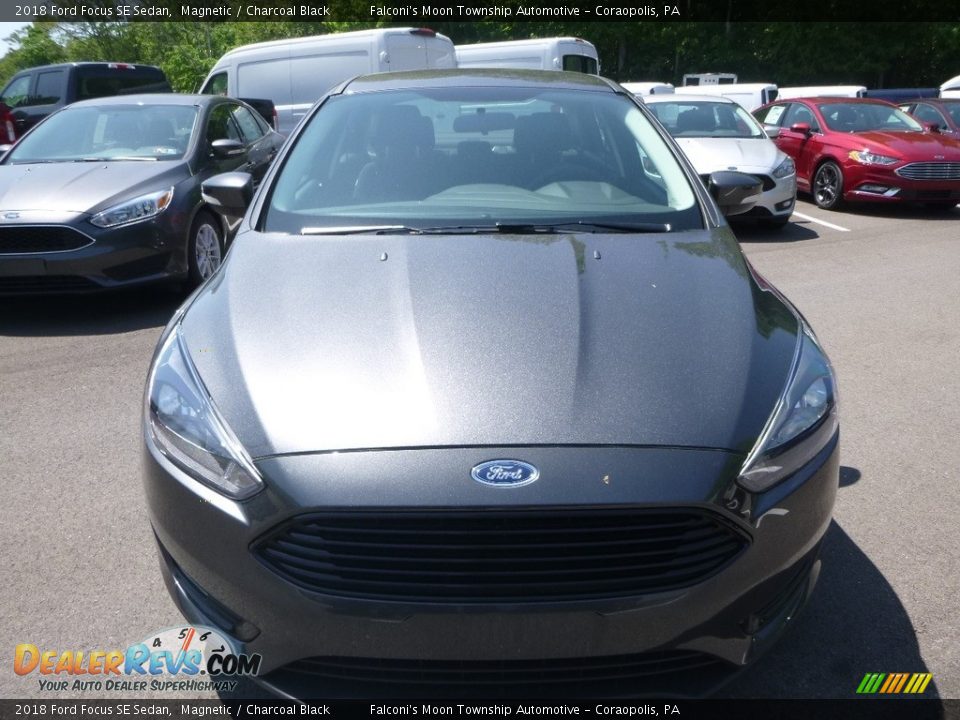 2018 Ford Focus SE Sedan Magnetic / Charcoal Black Photo #4