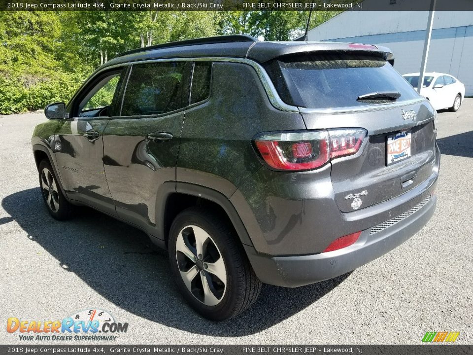 2018 Jeep Compass Latitude 4x4 Granite Crystal Metallic / Black/Ski Gray Photo #2