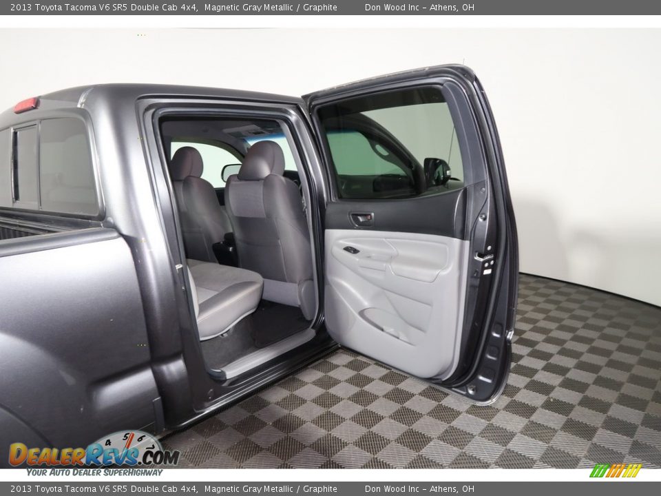 2013 Toyota Tacoma V6 SR5 Double Cab 4x4 Magnetic Gray Metallic / Graphite Photo #25