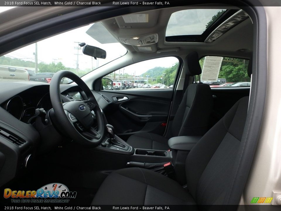 2018 Ford Focus SEL Hatch White Gold / Charcoal Black Photo #11