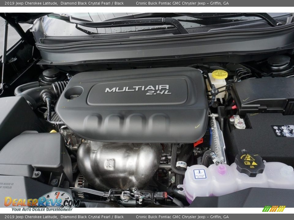 2019 Jeep Cherokee Latitude Diamond Black Crystal Pearl / Black Photo #9