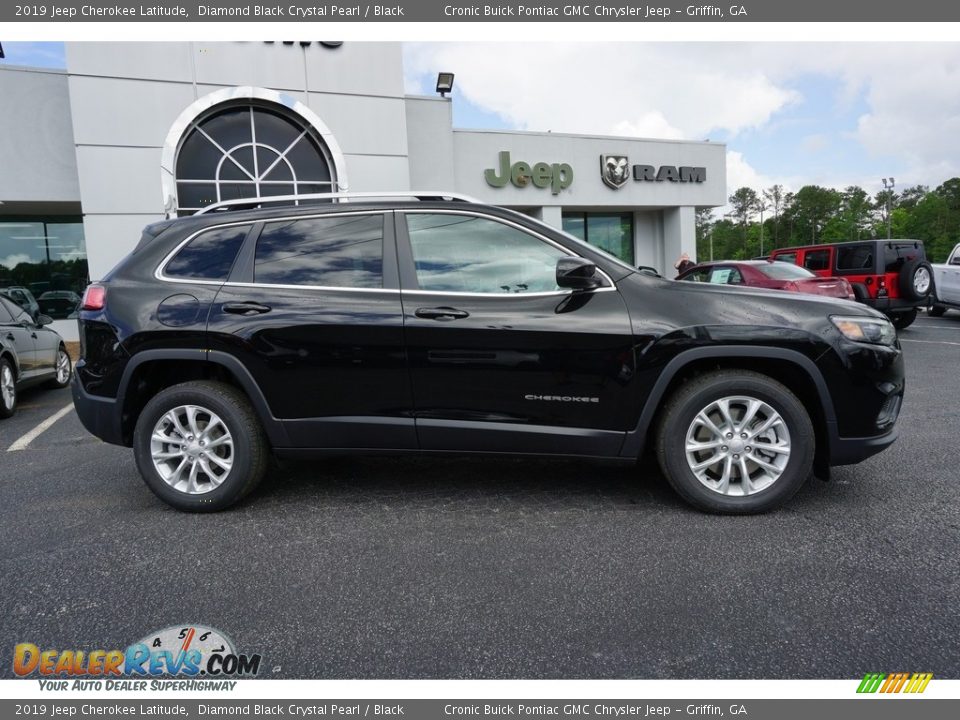 2019 Jeep Cherokee Latitude Diamond Black Crystal Pearl / Black Photo #10