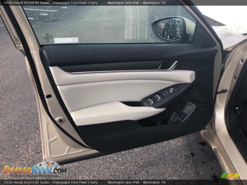 2018 Honda Accord EX Sedan Champagne Frost Pearl / Ivory Photo #10