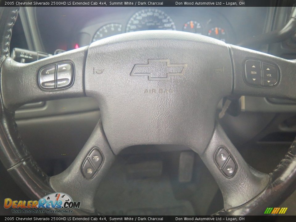 2005 Chevrolet Silverado 2500HD LS Extended Cab 4x4 Summit White / Dark Charcoal Photo #11