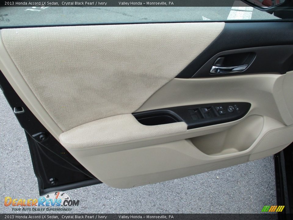 2013 Honda Accord LX Sedan Crystal Black Pearl / Ivory Photo #10