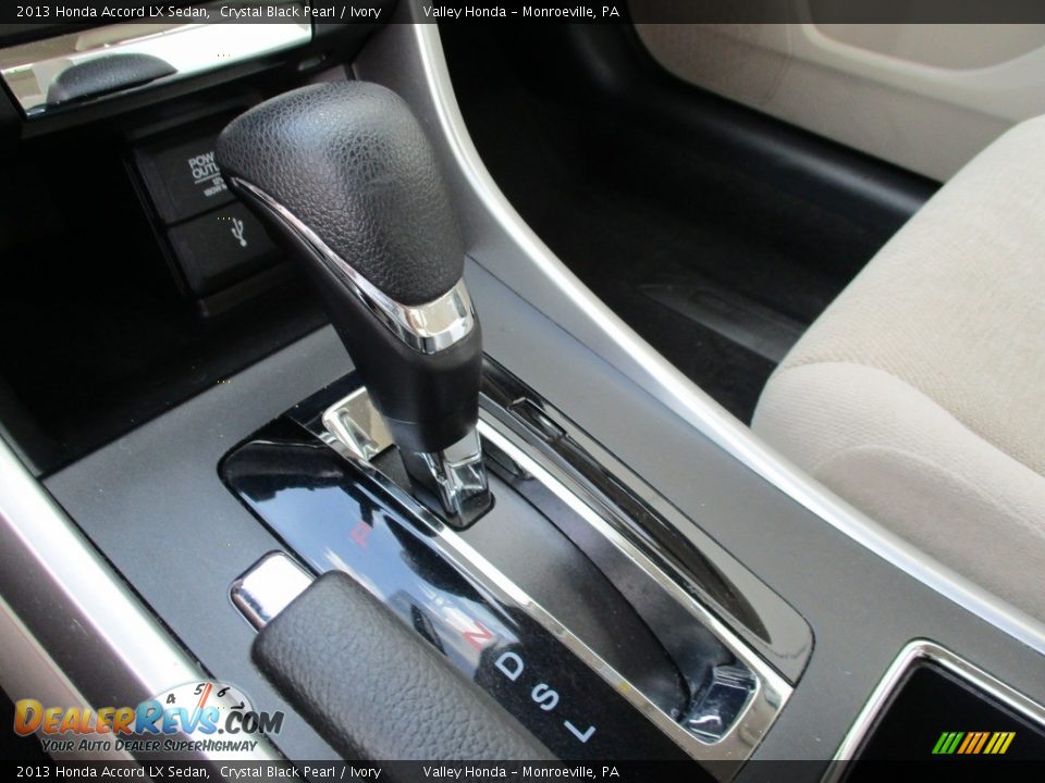 2013 Honda Accord LX Sedan Crystal Black Pearl / Ivory Photo #14