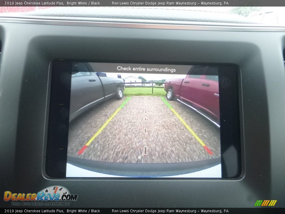 2019 Jeep Cherokee Latitude Plus Bright White / Black Photo #18