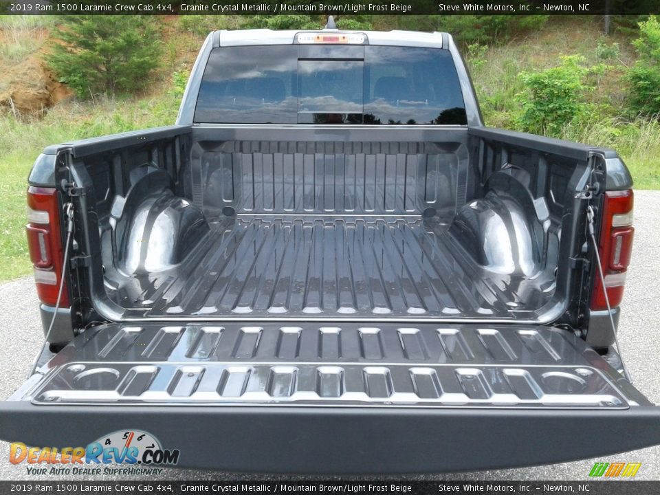 2019 Ram 1500 Laramie Crew Cab 4x4 Granite Crystal Metallic / Mountain Brown/Light Frost Beige Photo #16