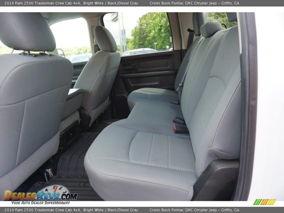 2014 Ram 2500 Tradesman Crew Cab 4x4 Bright White / Black/Diesel Gray Photo #18