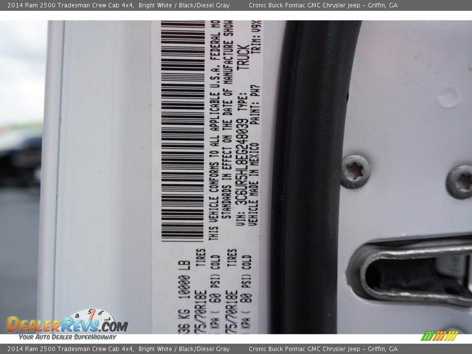 2014 Ram 2500 Tradesman Crew Cab 4x4 Bright White / Black/Diesel Gray Photo #20