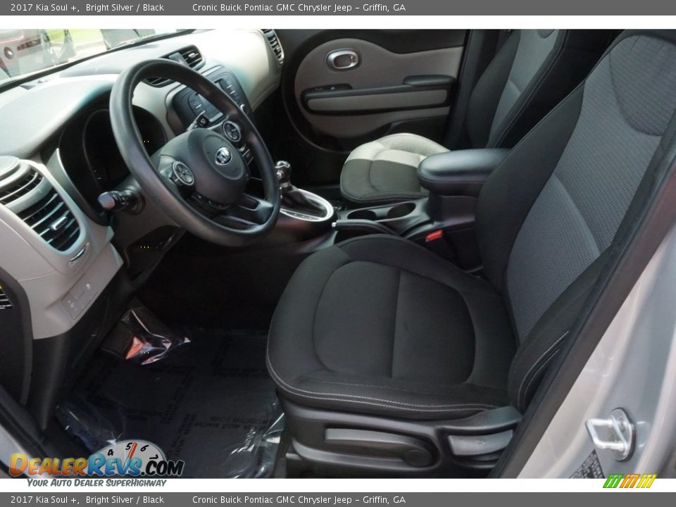 2017 Kia Soul + Bright Silver / Black Photo #4