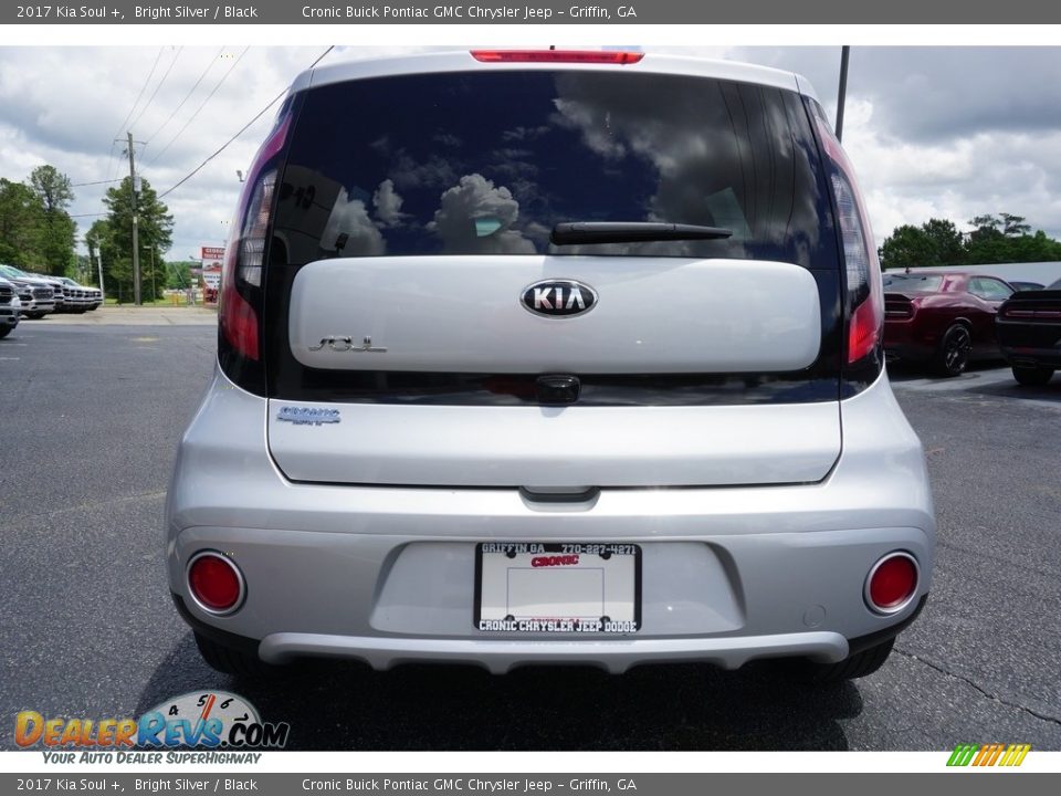 2017 Kia Soul + Bright Silver / Black Photo #11