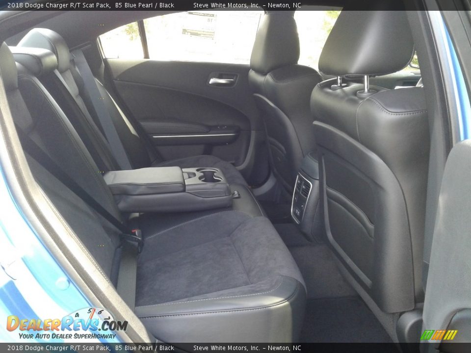 2018 Dodge Charger R/T Scat Pack B5 Blue Pearl / Black Photo #14