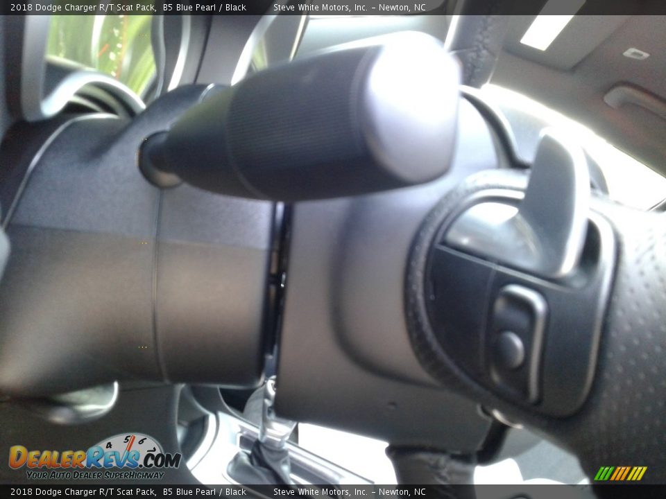 2018 Dodge Charger R/T Scat Pack B5 Blue Pearl / Black Photo #16