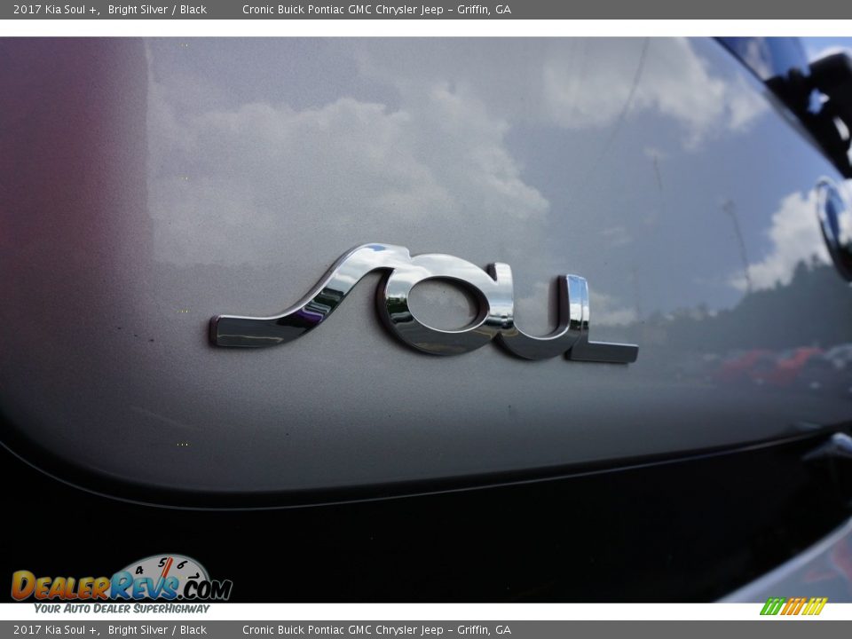 2017 Kia Soul + Bright Silver / Black Photo #18